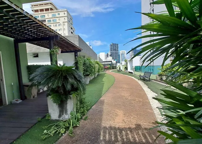 Beautiful Room, Big Balcony, Near The Mall * 曼谷